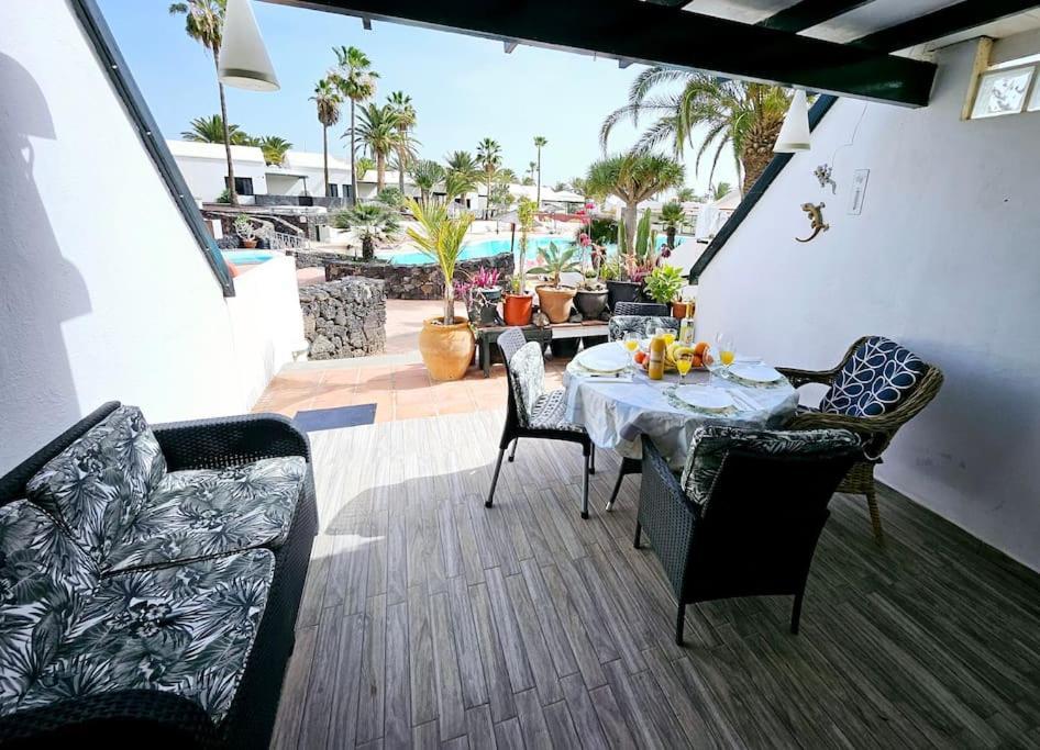Apartamento Taisa Playa Roca Costa Teguise Εξωτερικό φωτογραφία